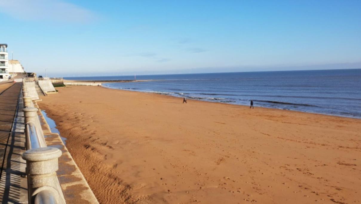 Vitamin Sea Beachfront Apartment Ramsgate - Sleeps 4 외부 사진
